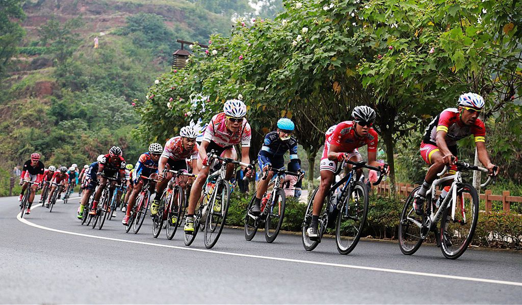 风驰电掣