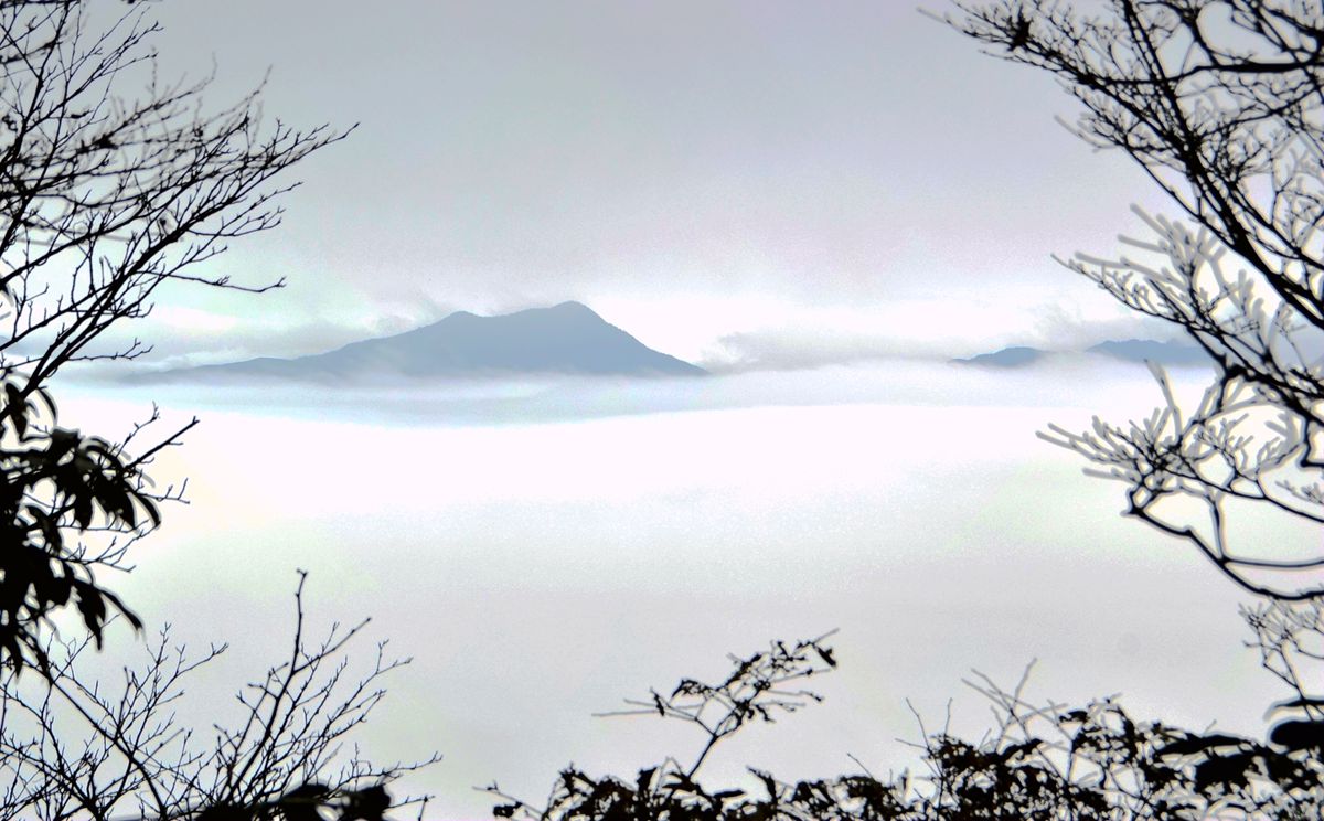 天门山云海仙境