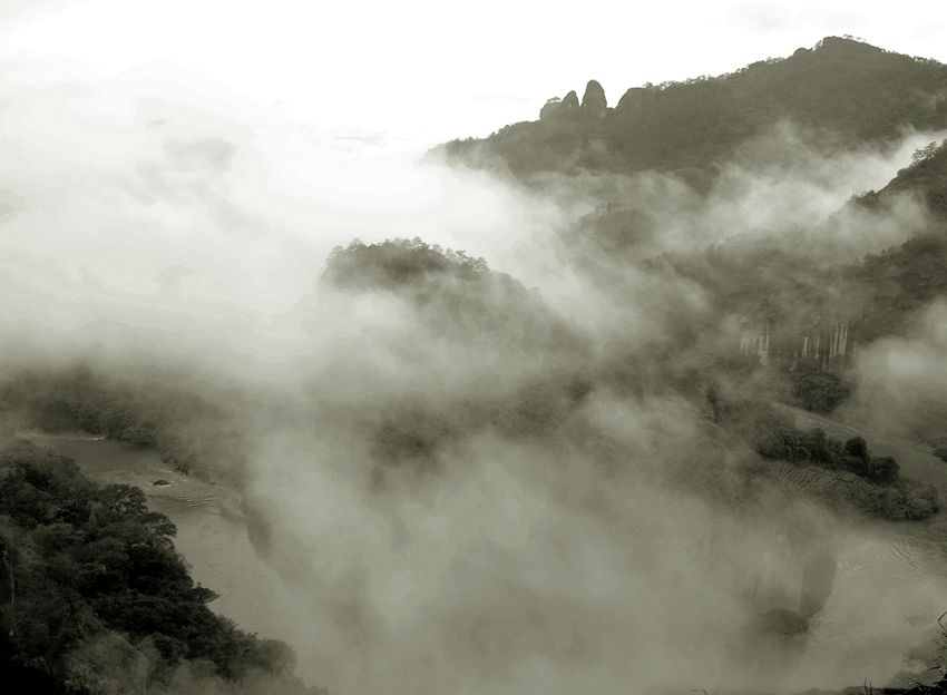 云雾山水
