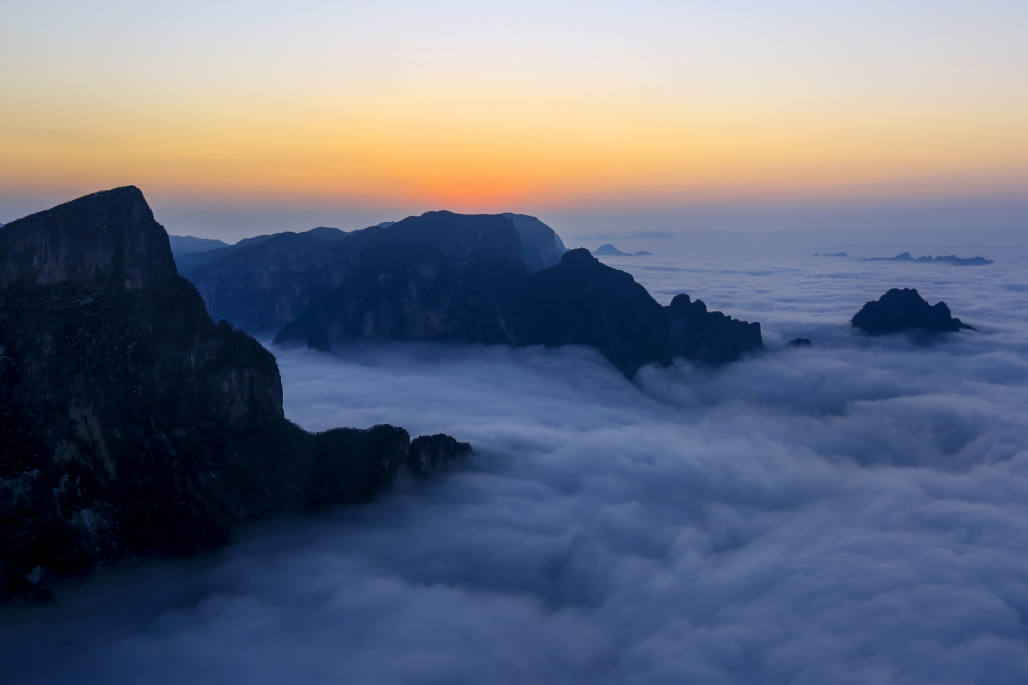 浪奔浪涌