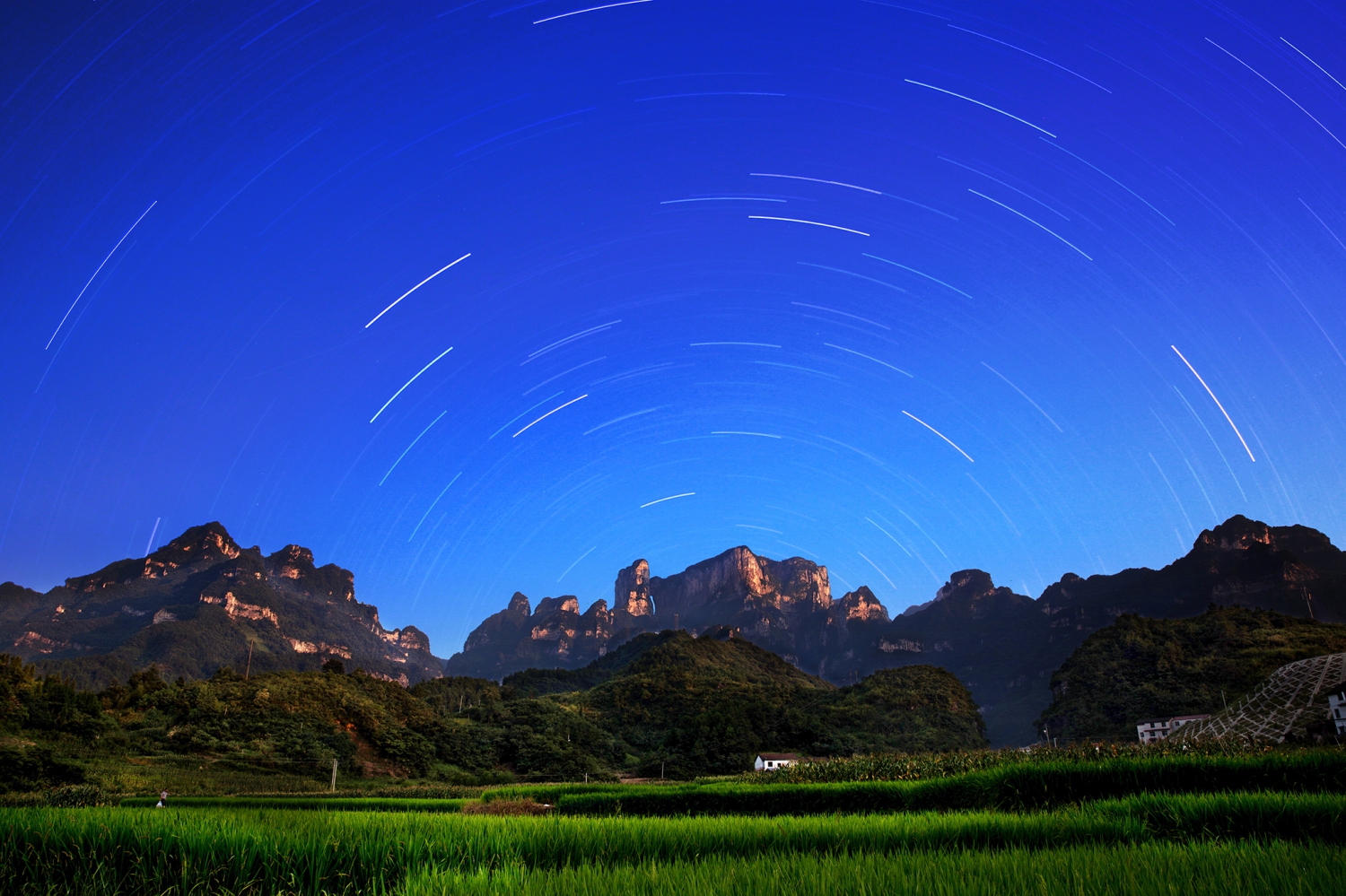 天门山星轨