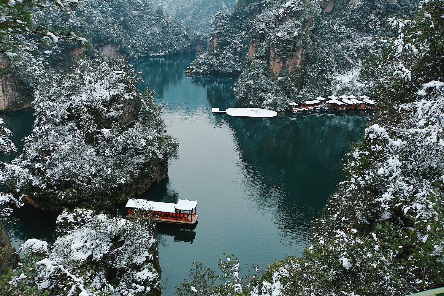宝峰湖瑞雪