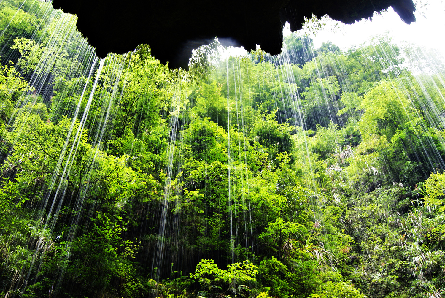 飞流细雨