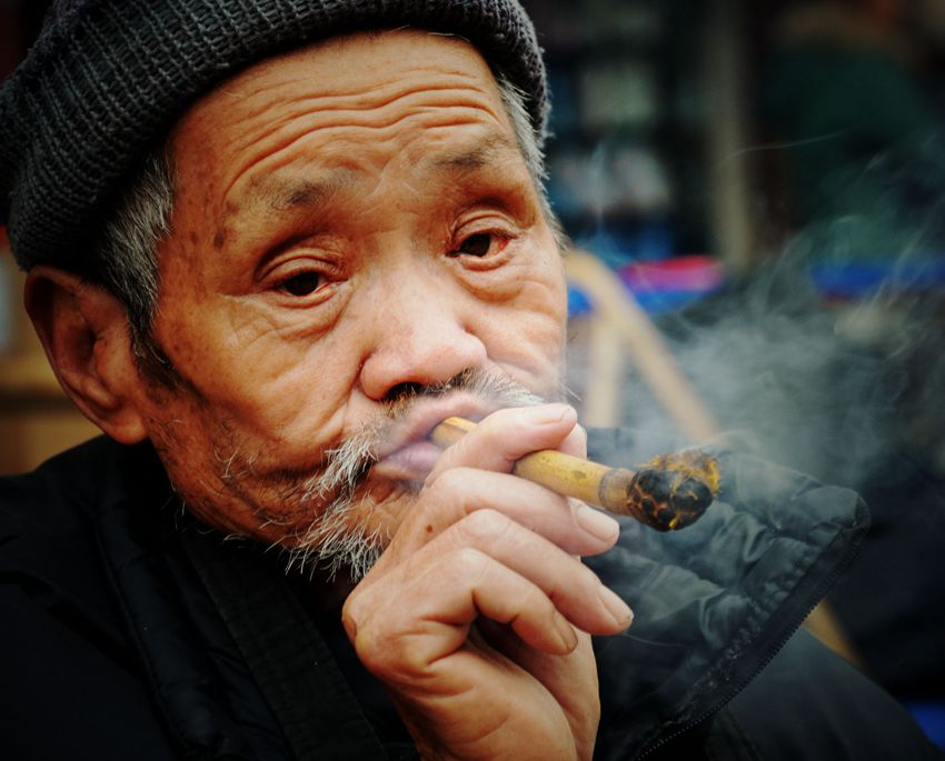 “人生如烟啊”