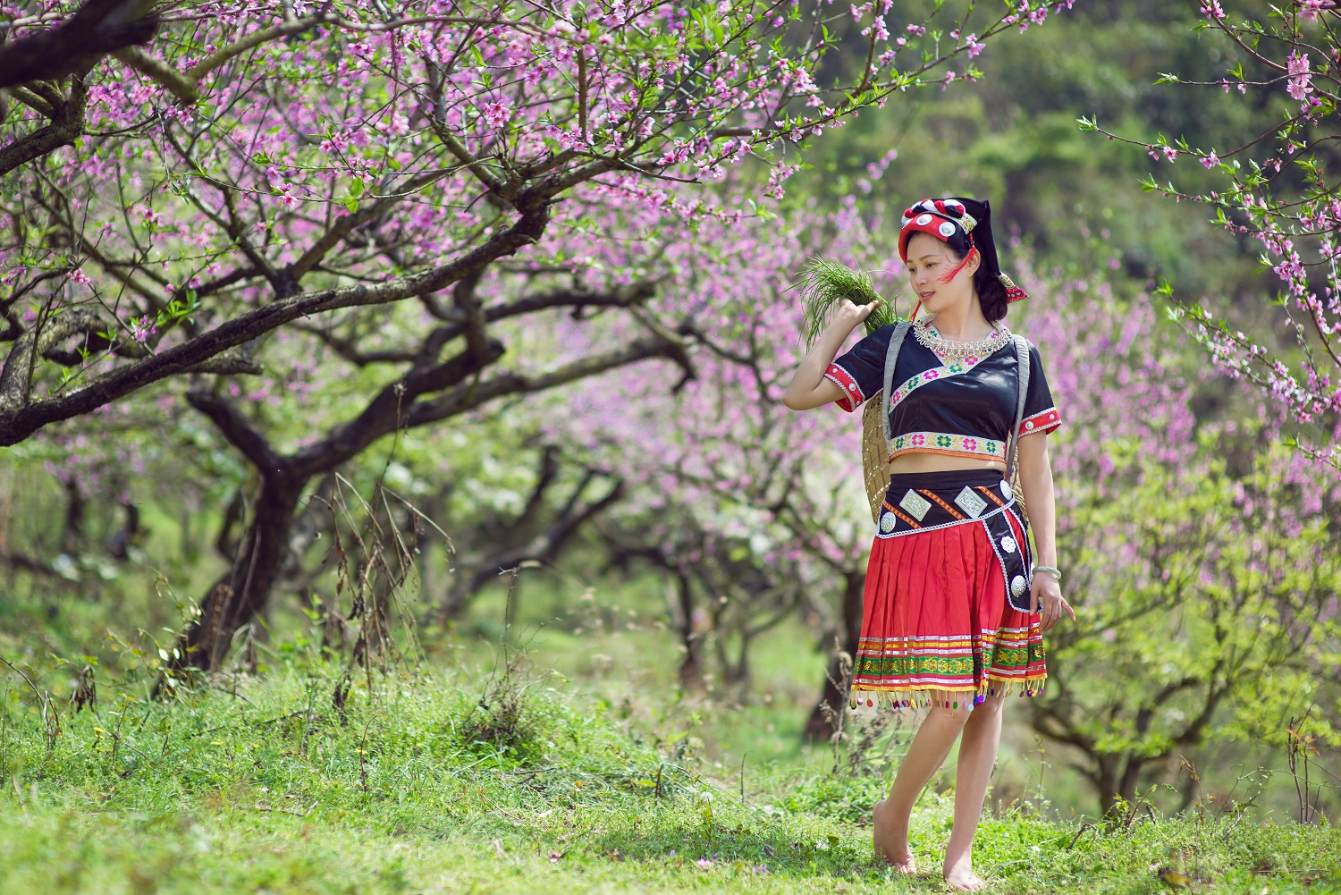 踏青土家妹-4
