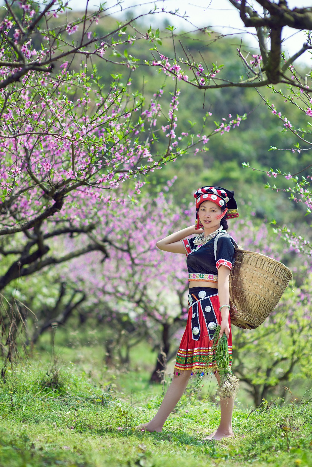 踏青土家妹-5