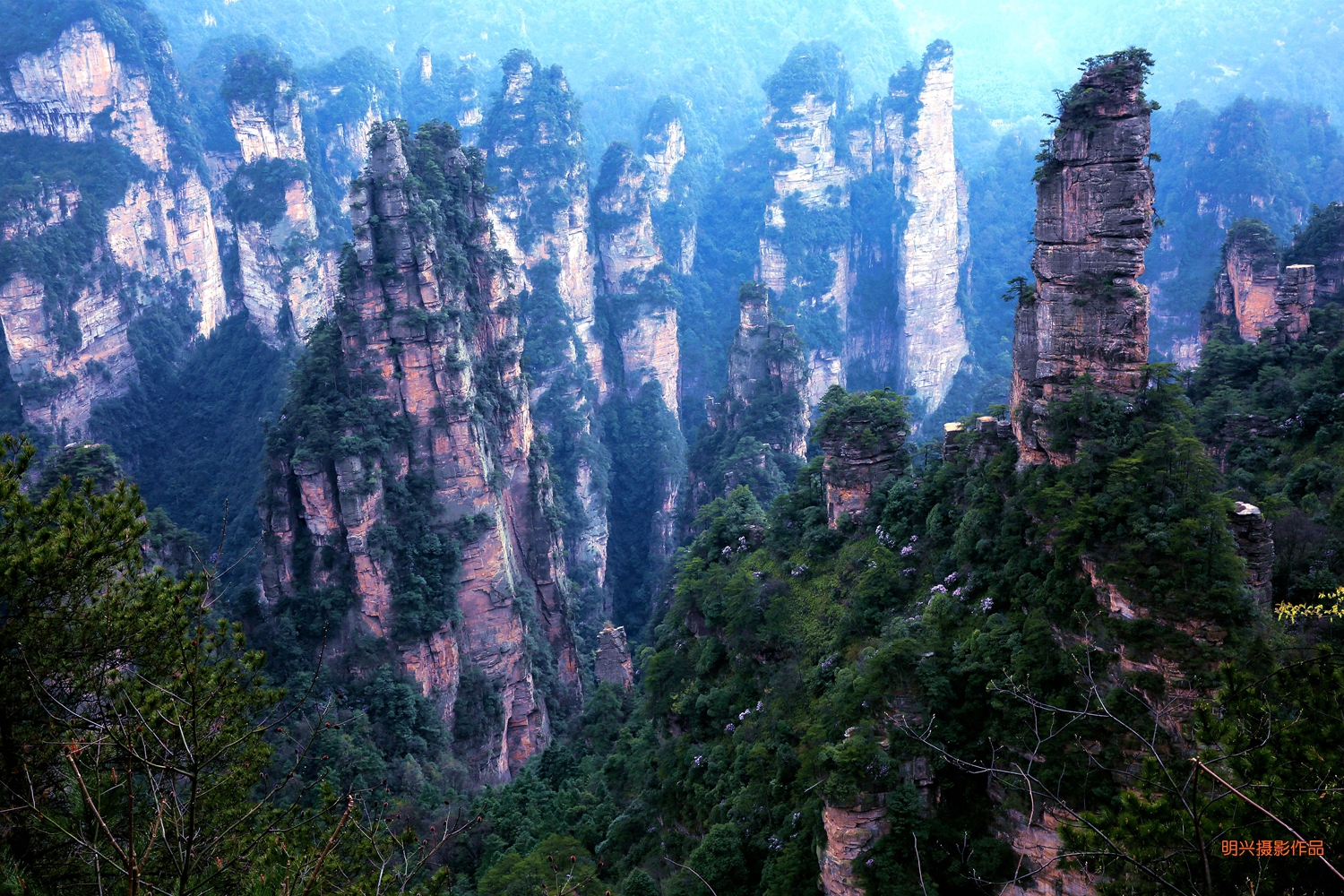 黄石寨前花园二