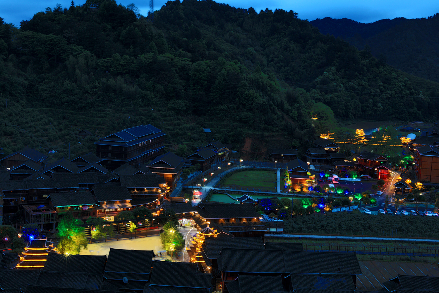 侗寨夜色