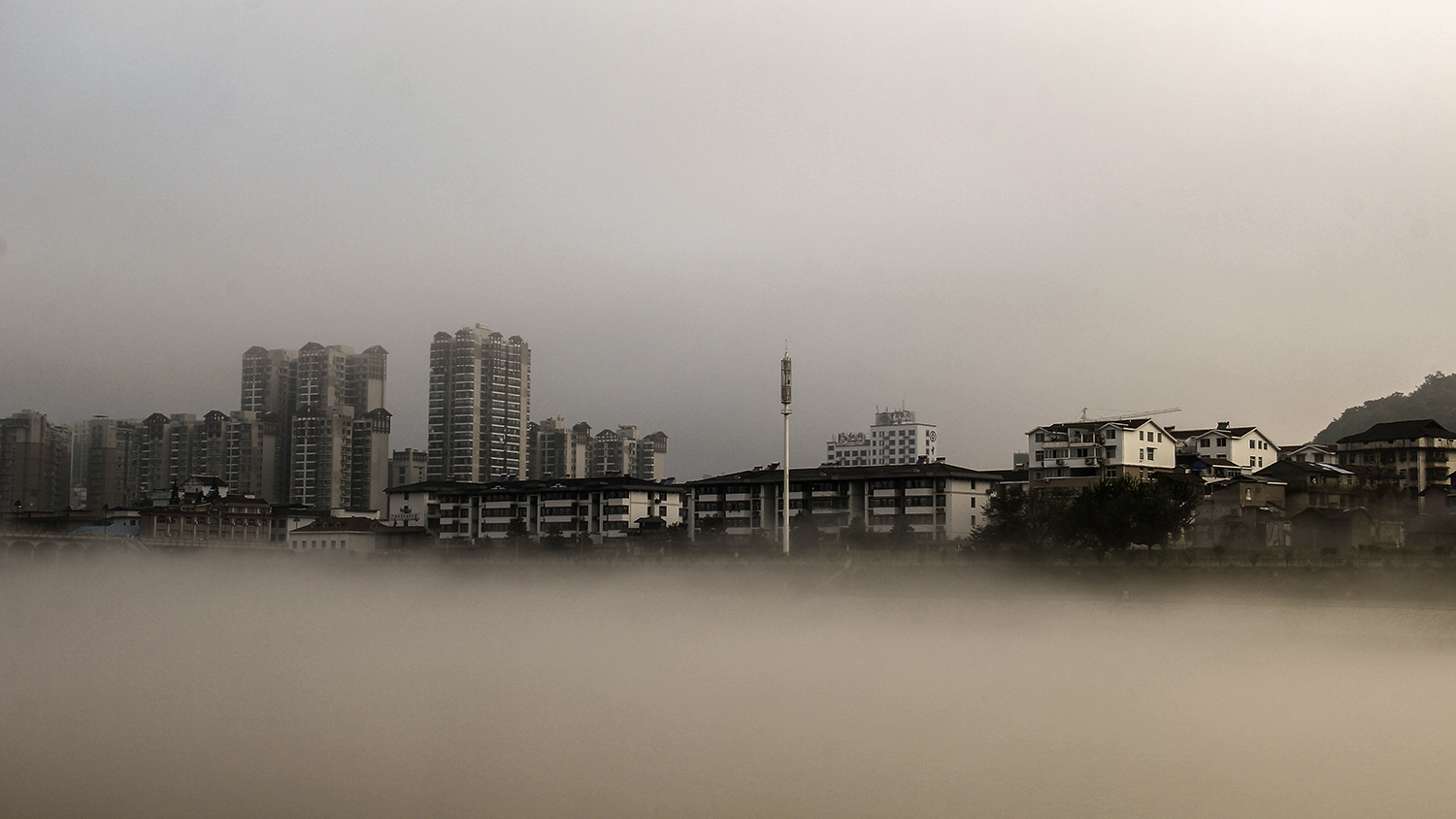 澧水晨雾