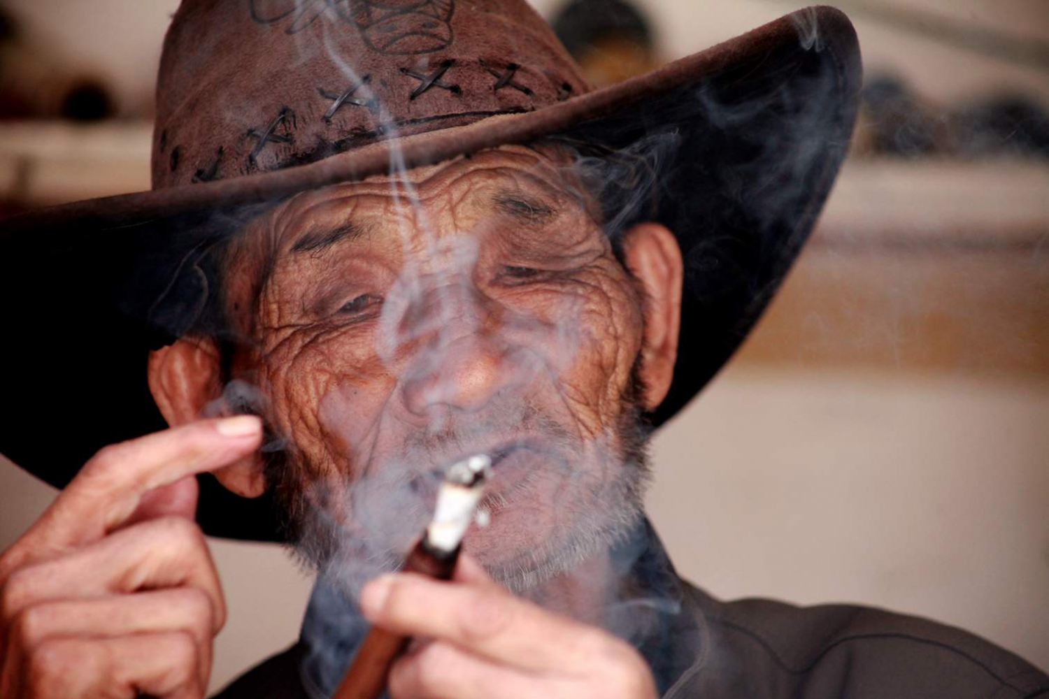 八十八岁老人风彩