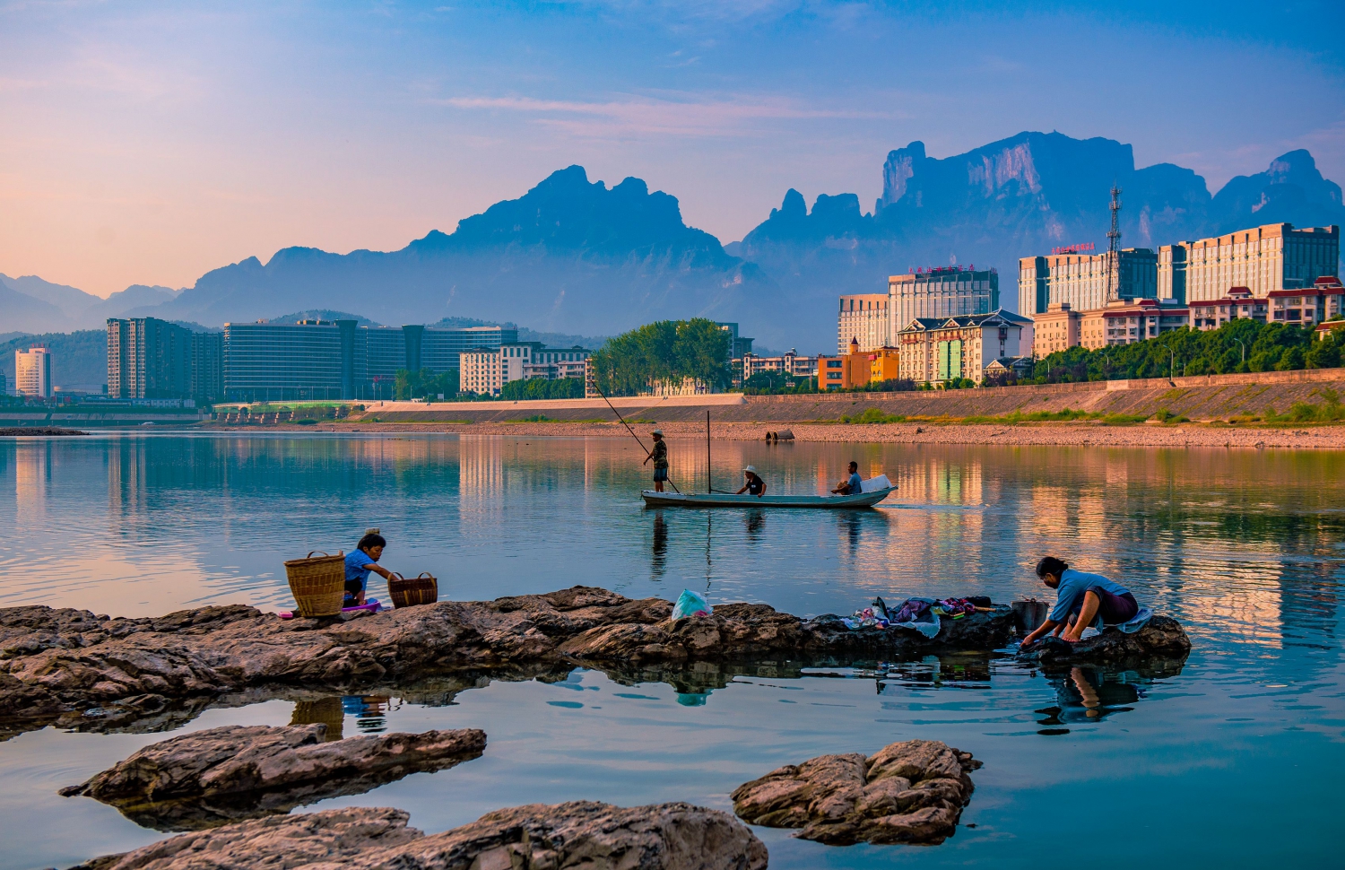 澧水晨景