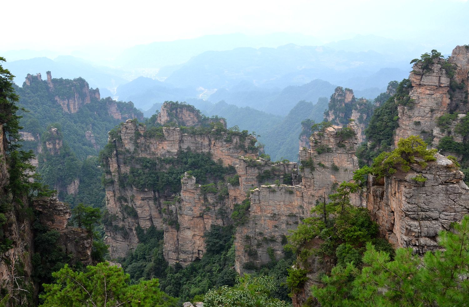 山川叠嶂