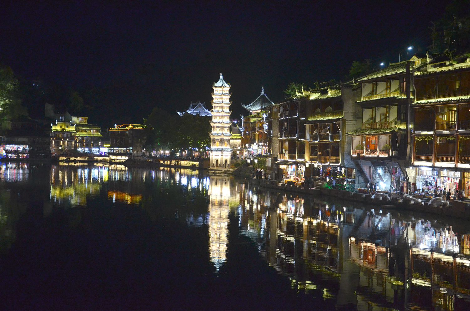 古城夜景