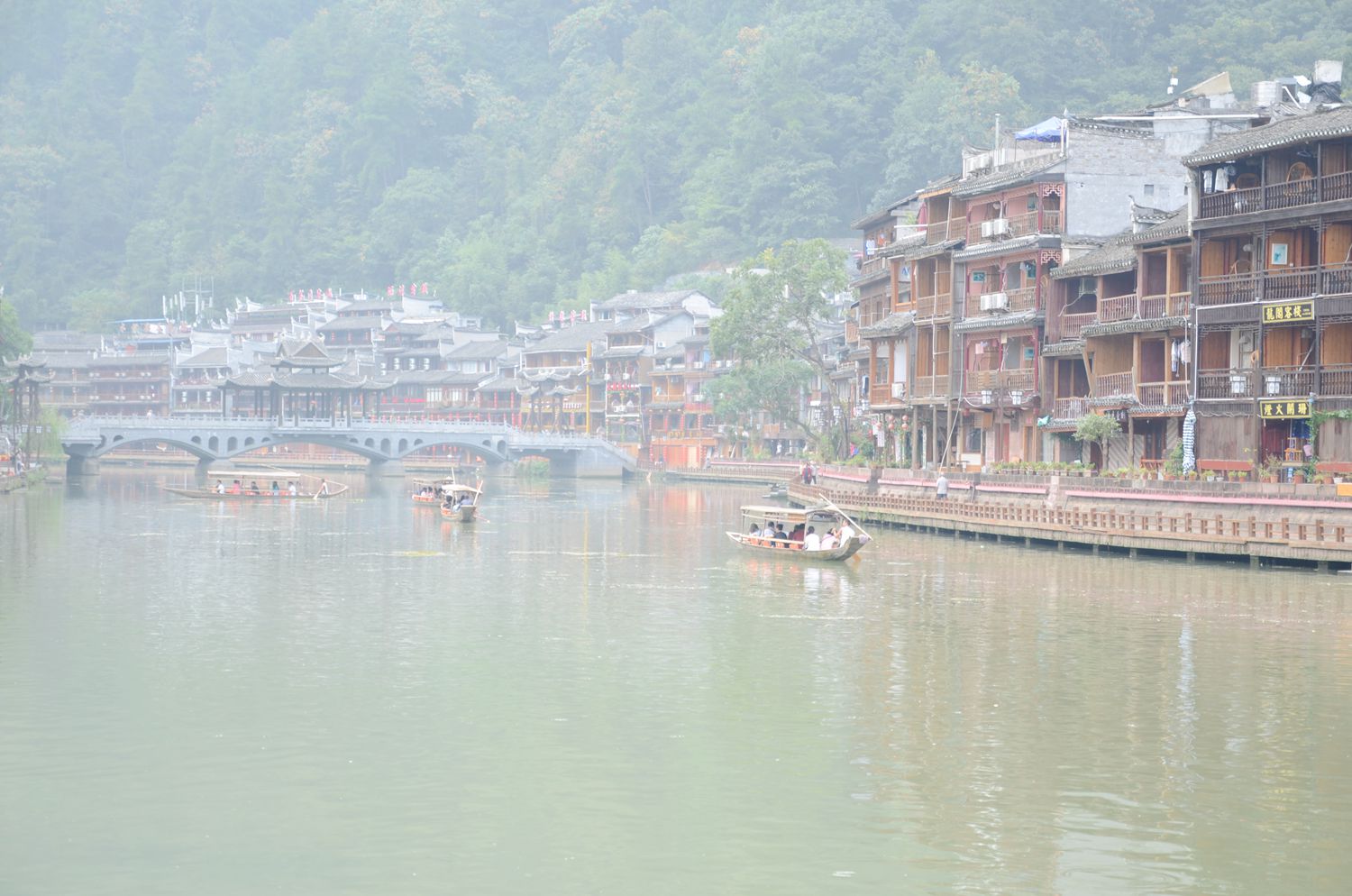 古城晨景1