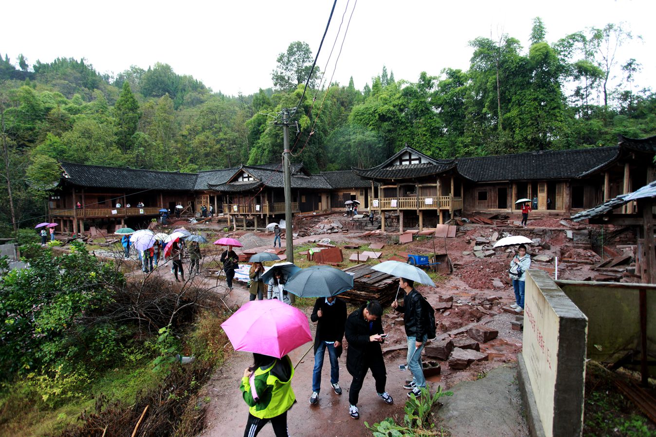 正在修复中的桑植刘家坪红二軍团部(总指揮部)旧址