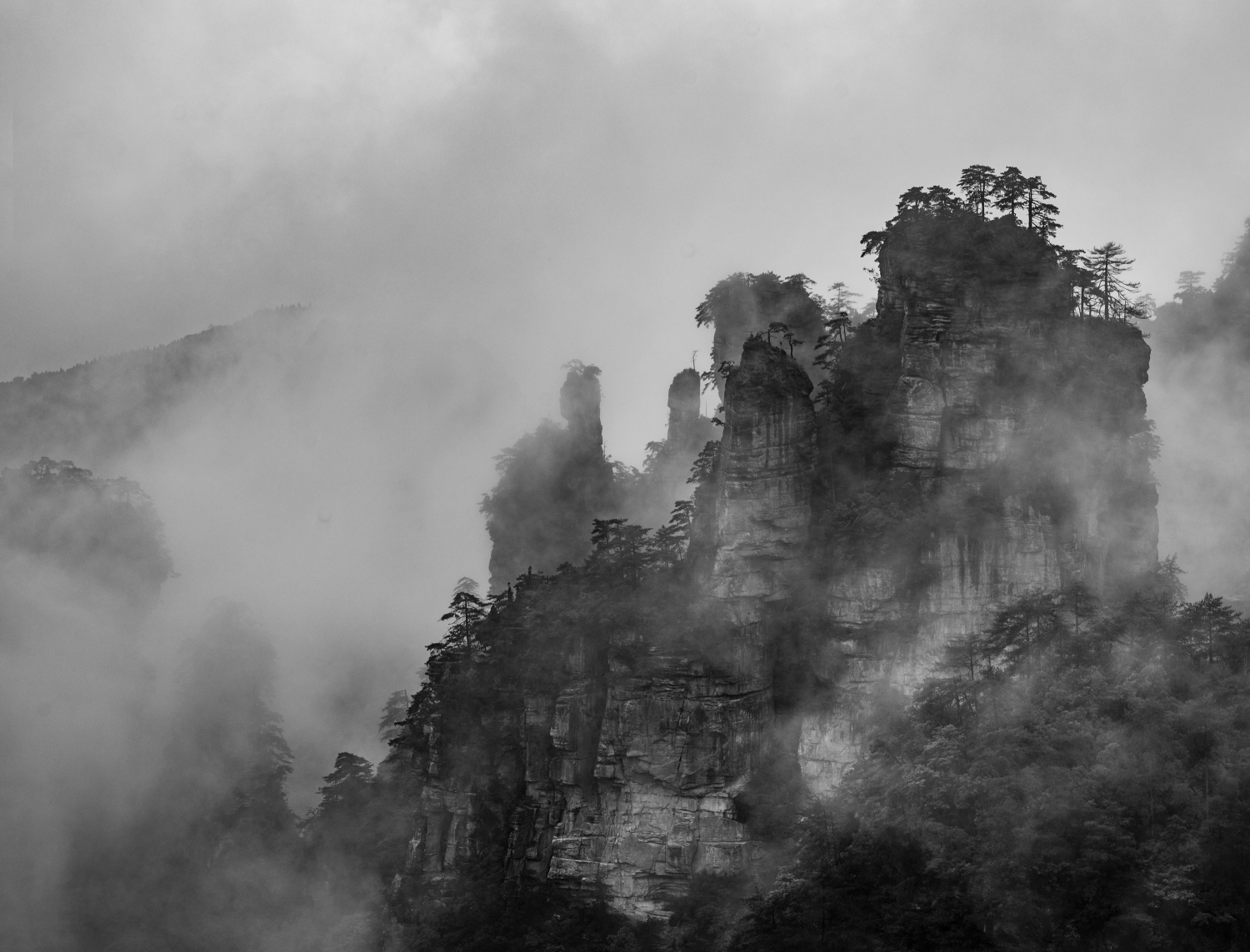 水墨峰林
