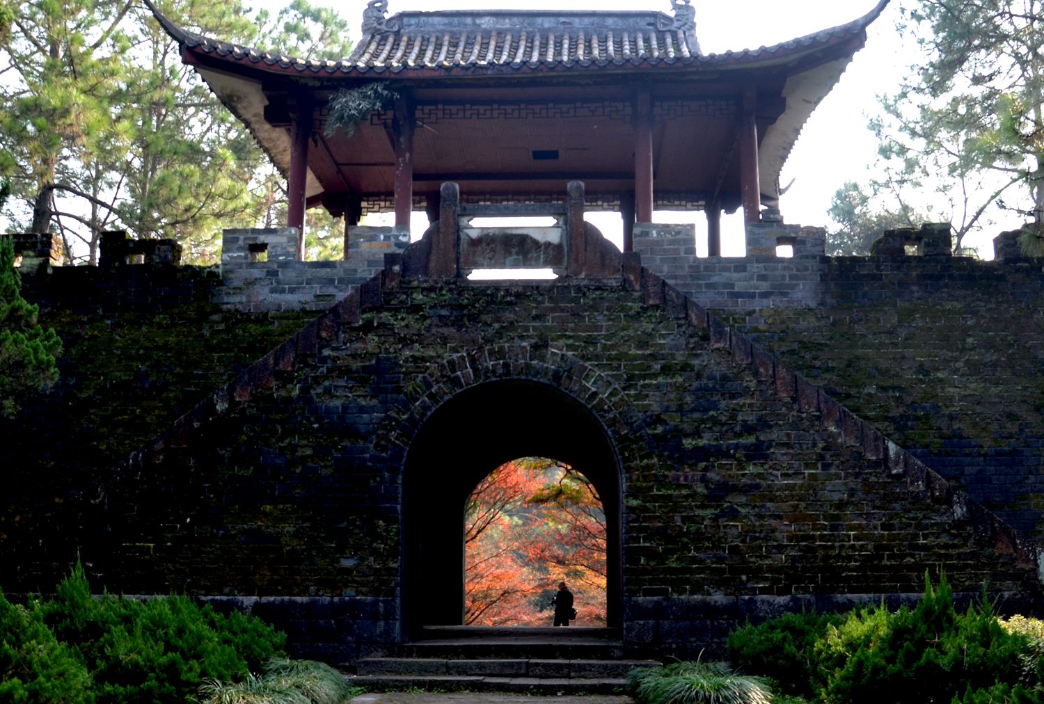 古城窥秋
