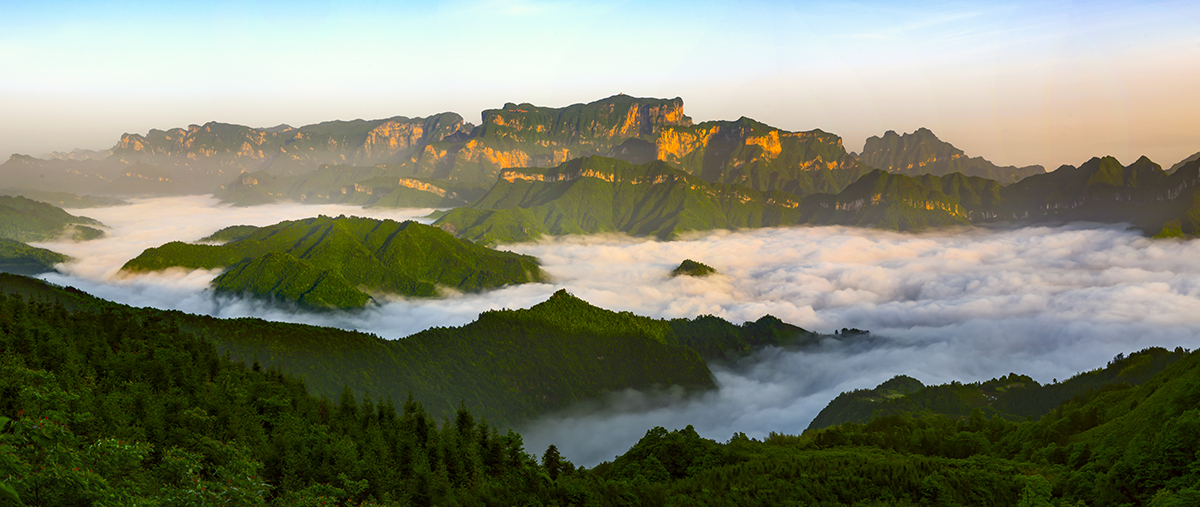 天门大山脉