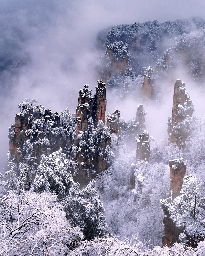 雪舞御笔峰