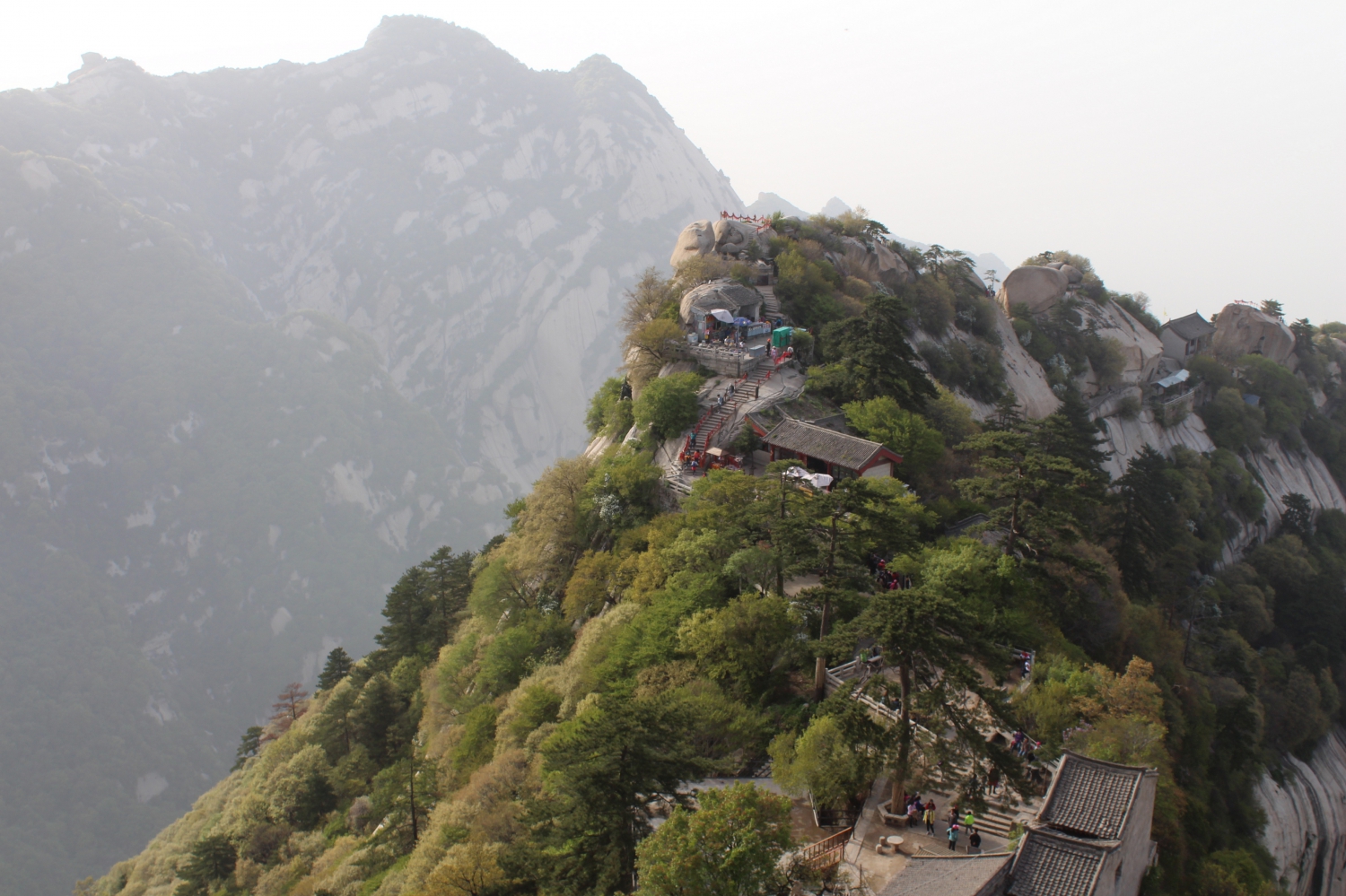华山