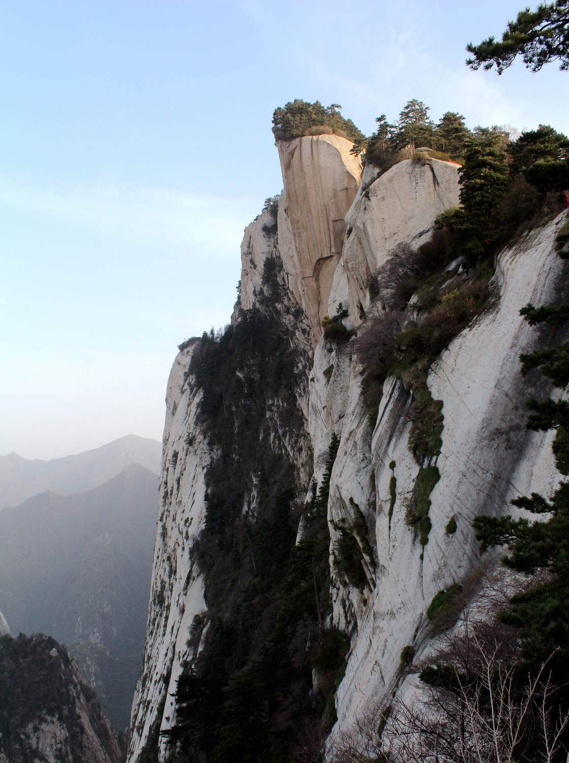 华山