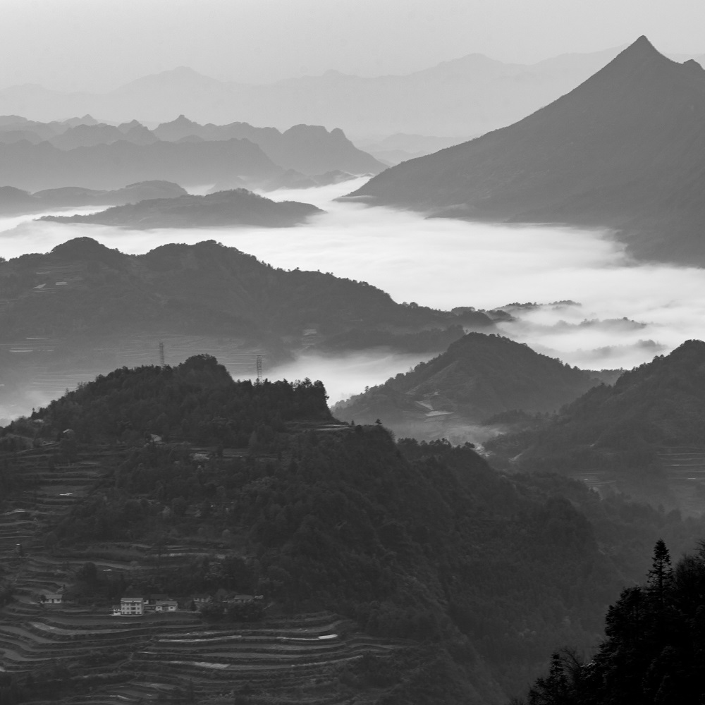 大山里的早晨