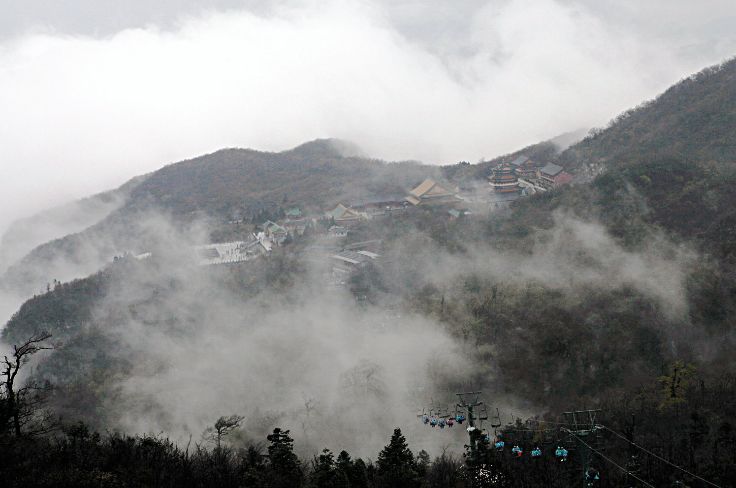 瑞霭天门山