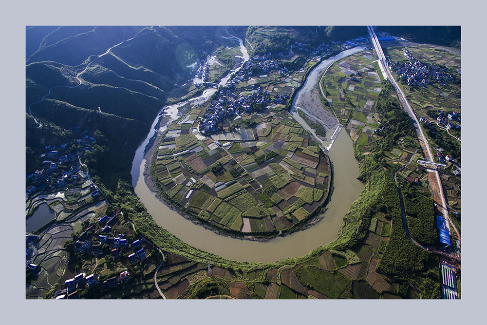 家乡有条弯弯的河