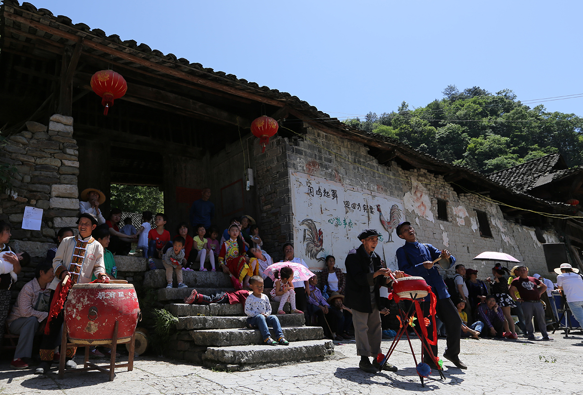 龙凤三棒鼓 喜迎四海宾 (2)