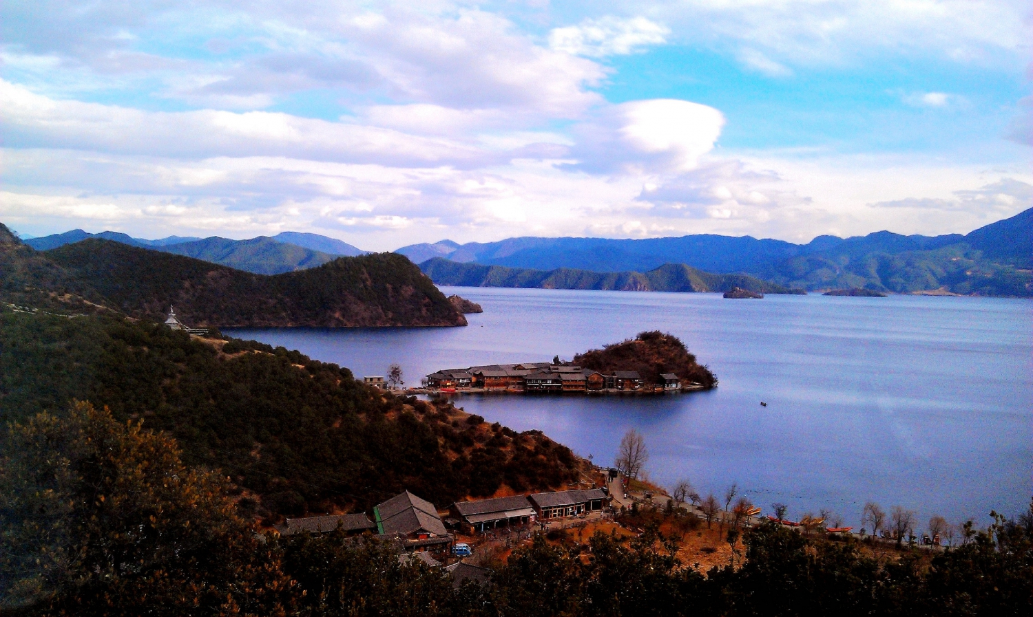 泸沽湖