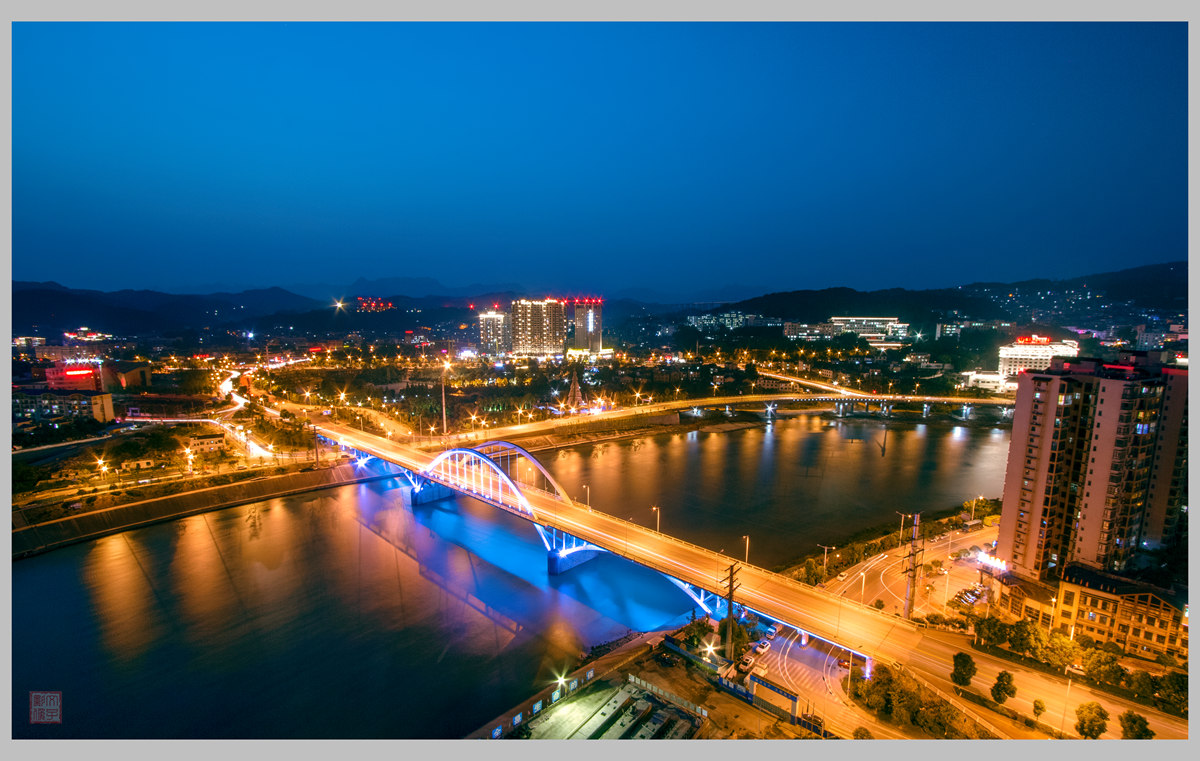 大庸桥月亮湾夜景