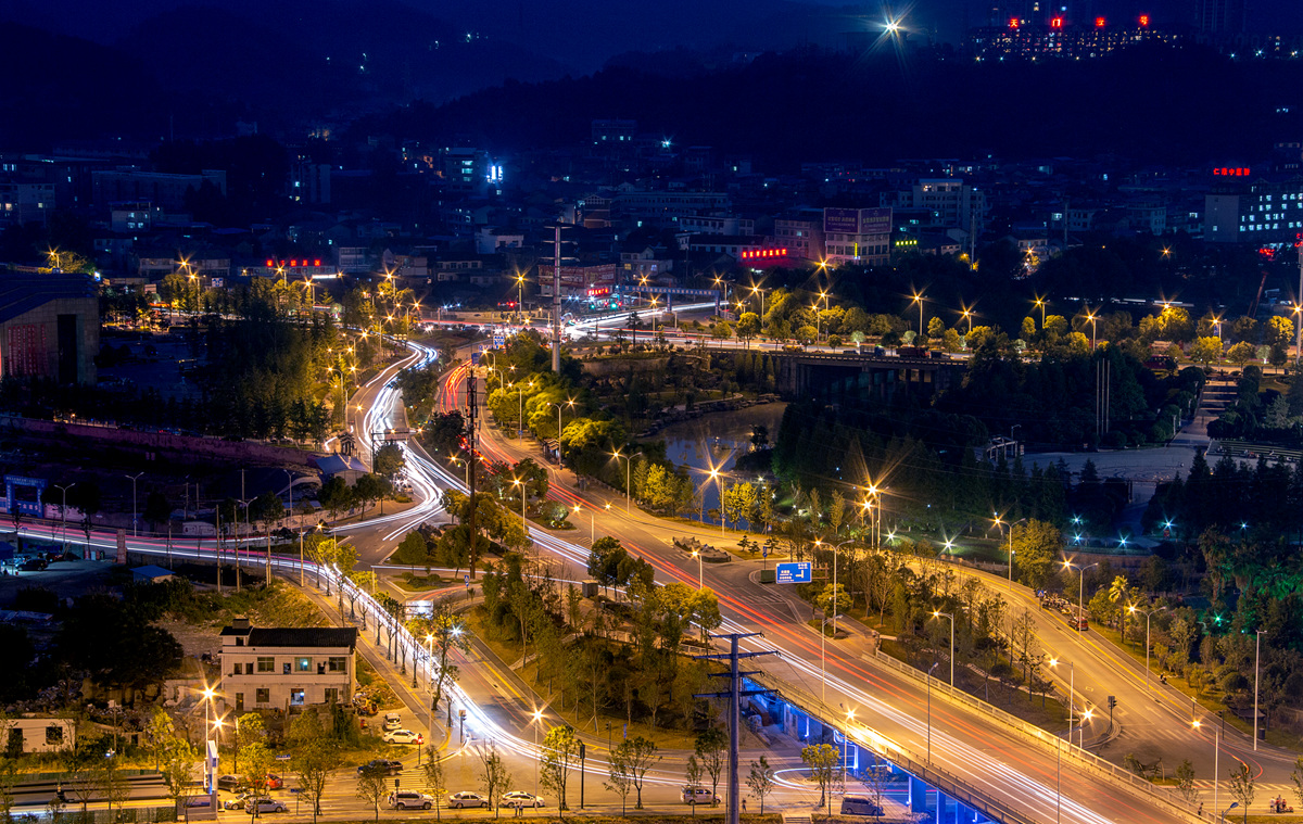 大庸桥公路夜景