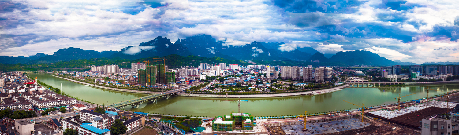 美丽的山城