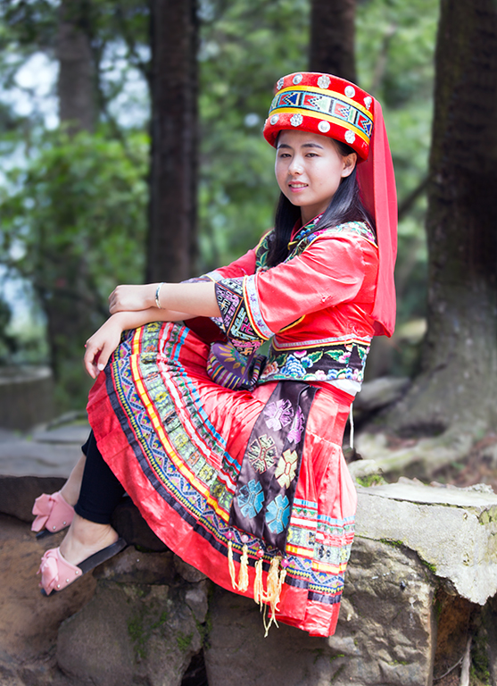 乌龙寨里土家妹