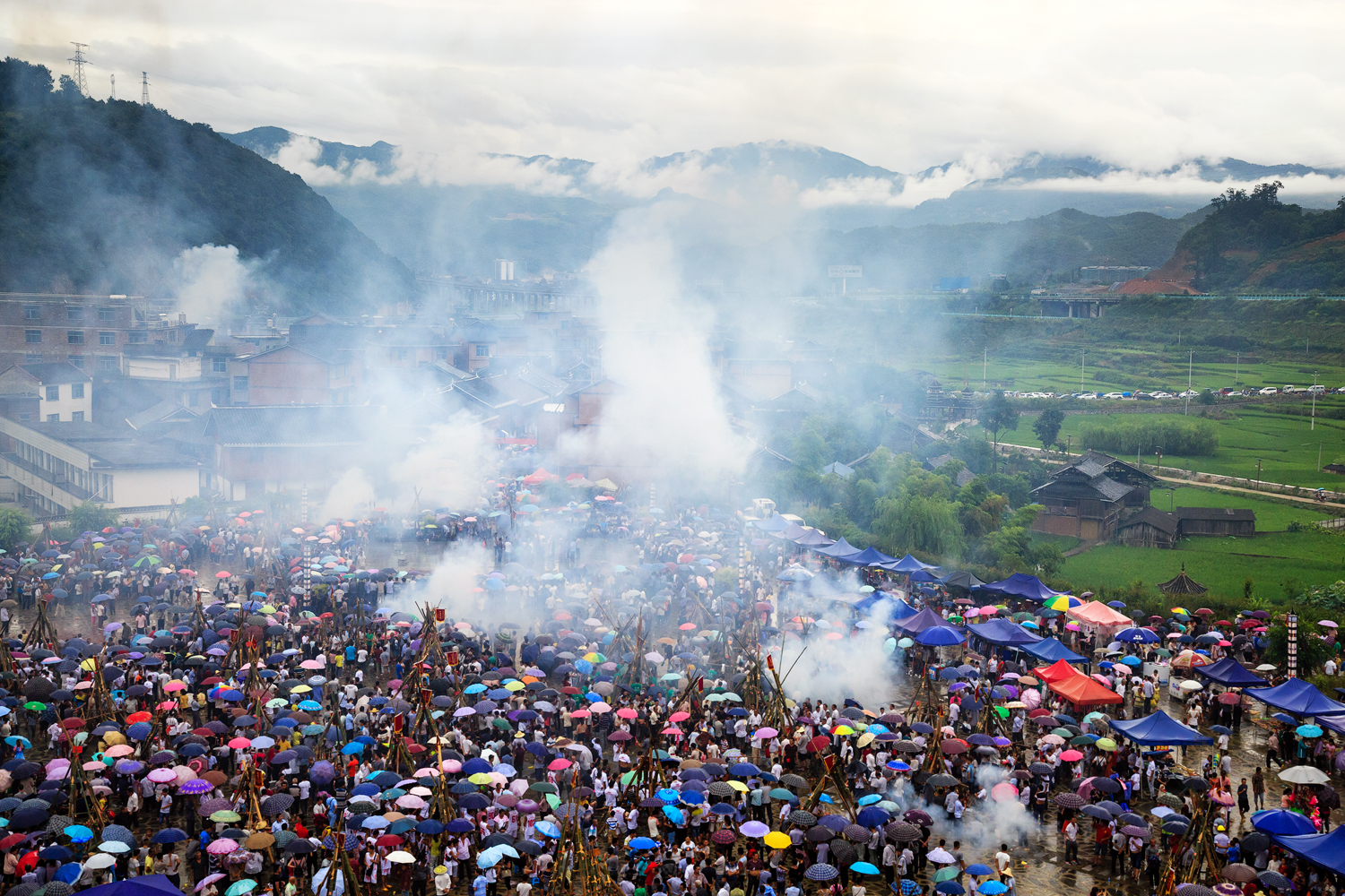 白云与苼歌同庆