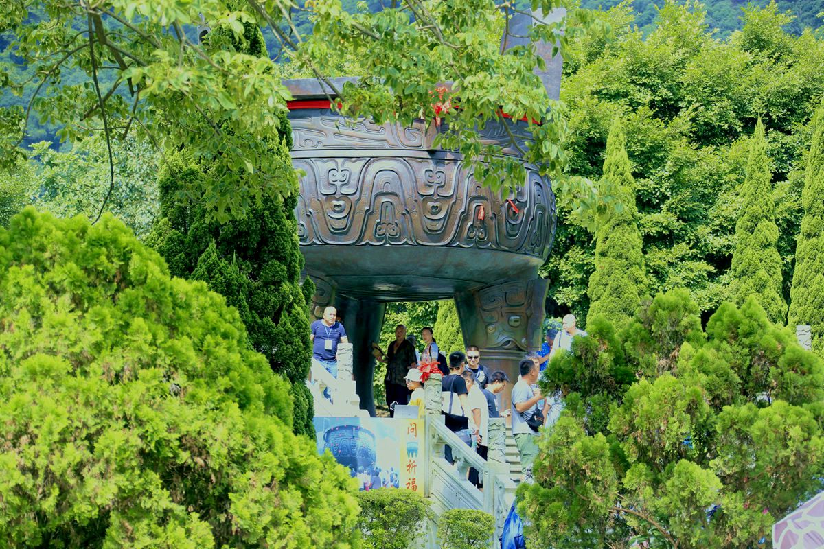 问鼎祈福-2000年吉尼斯记录