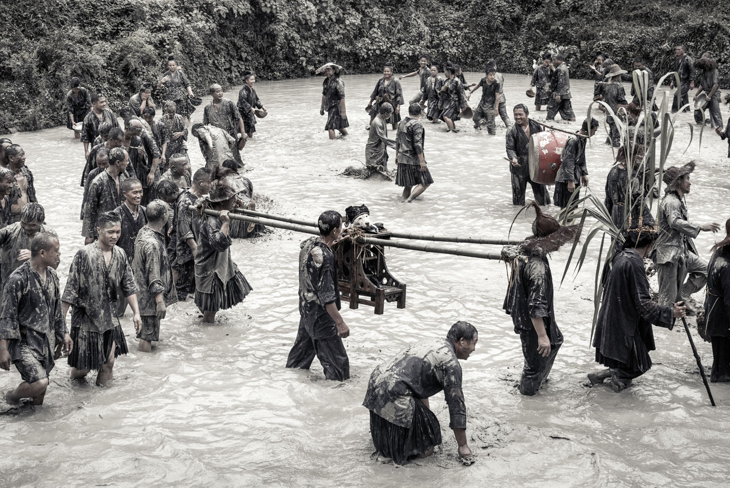 交榜村民们的节日