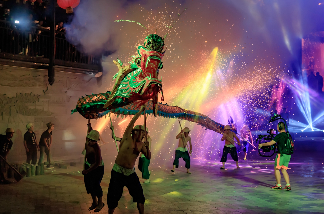 吉首乾州火龙节