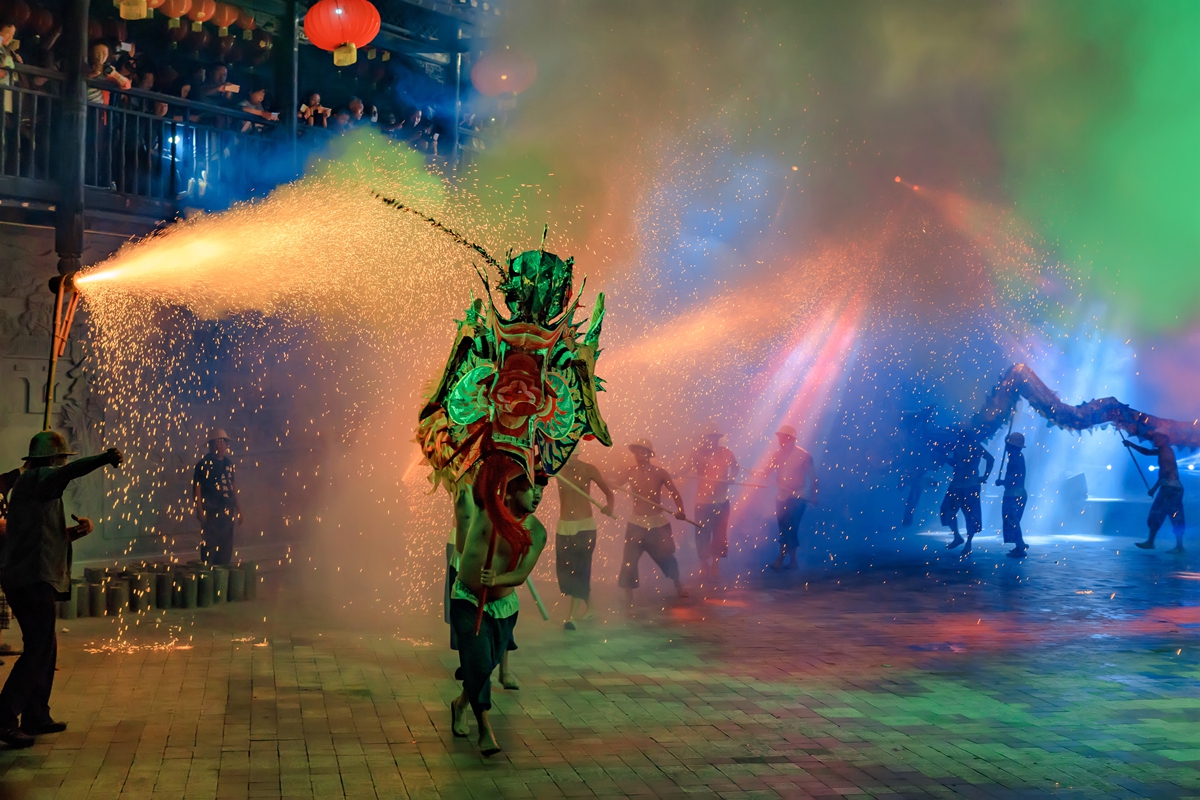 乾州古城火龙节