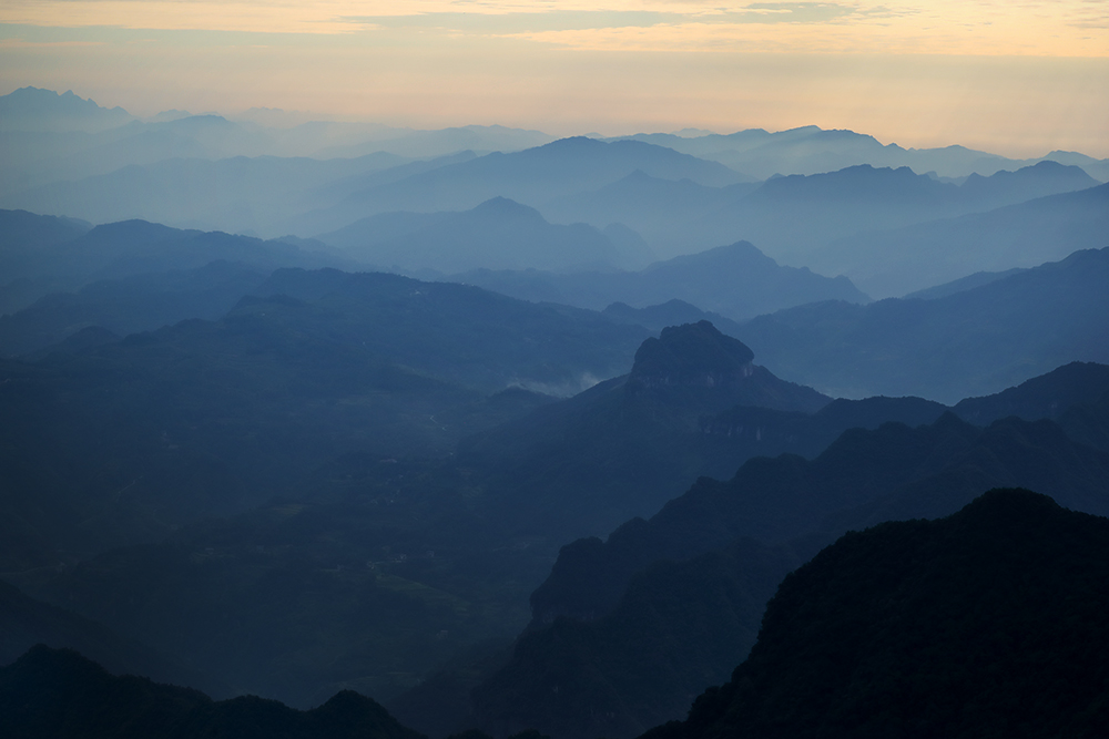山峦