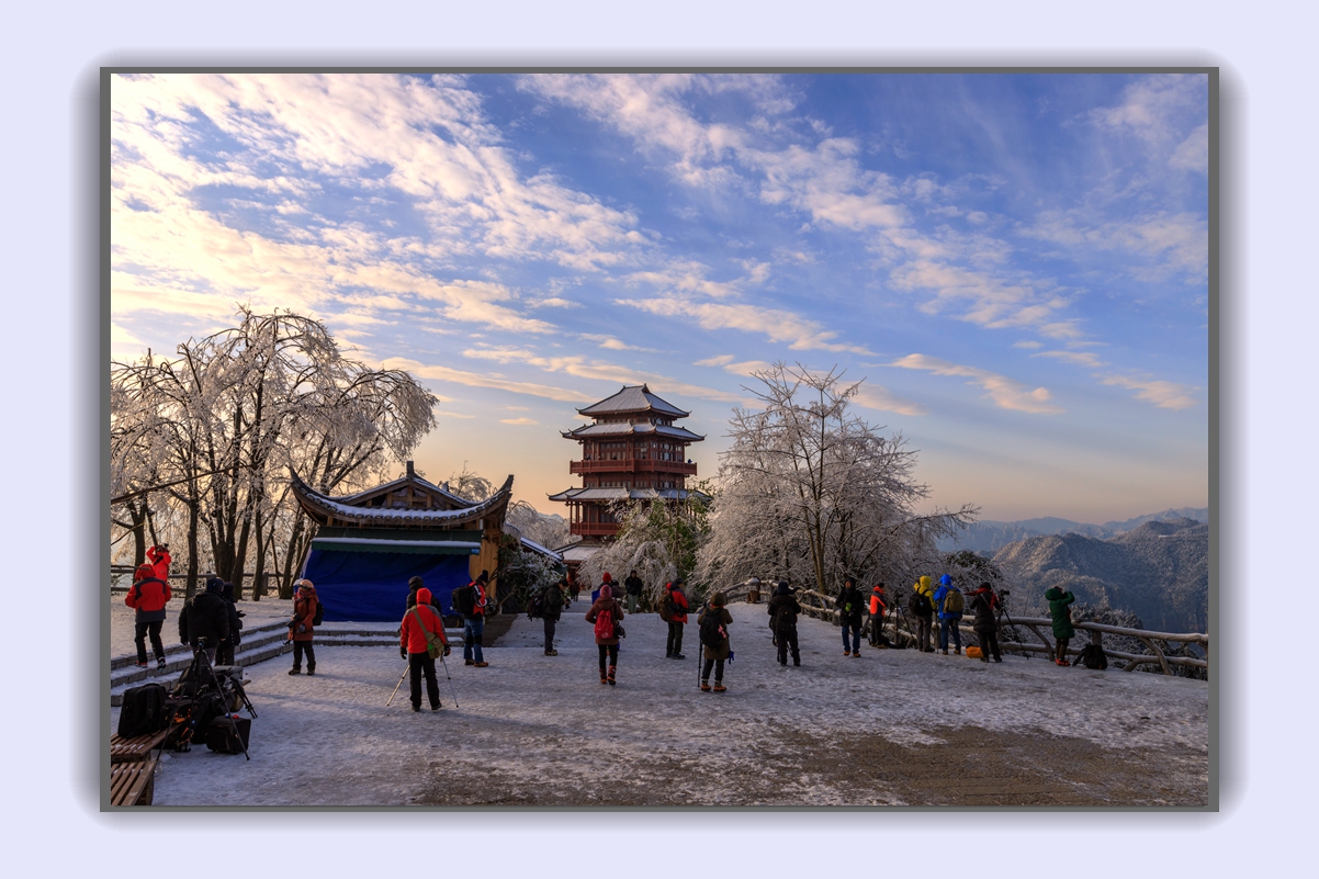 雪后放晴-天子山