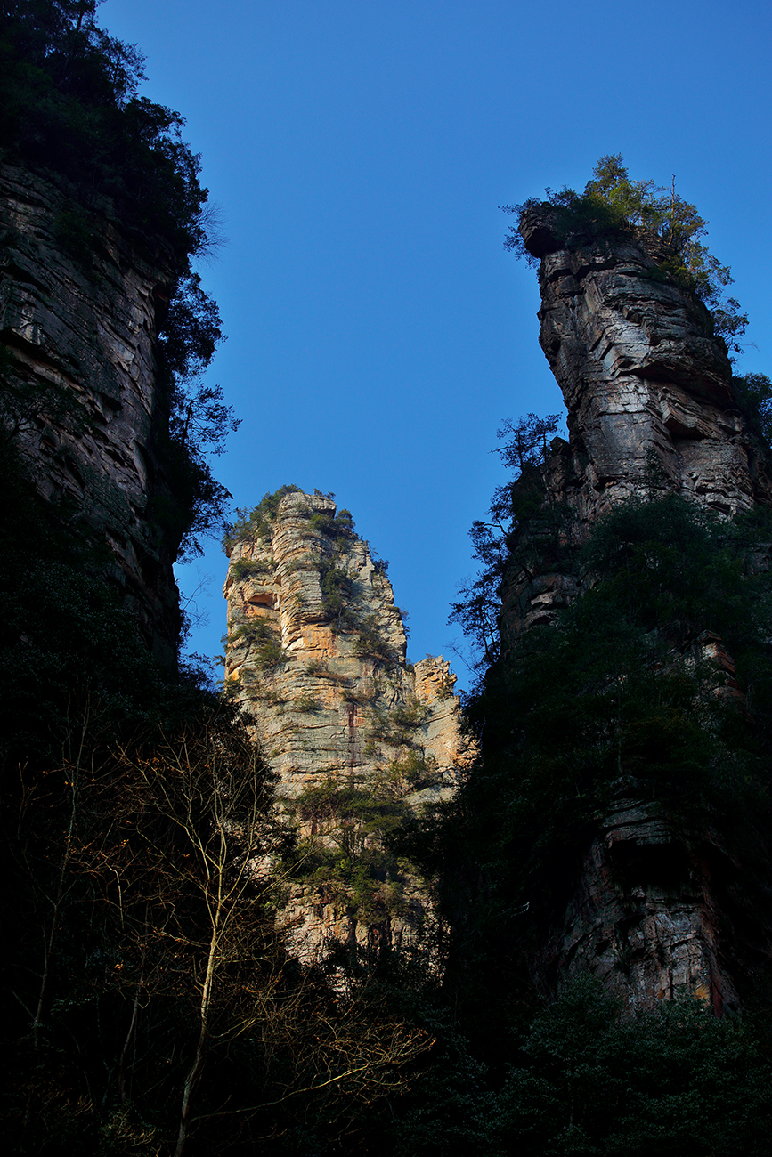 日照金山