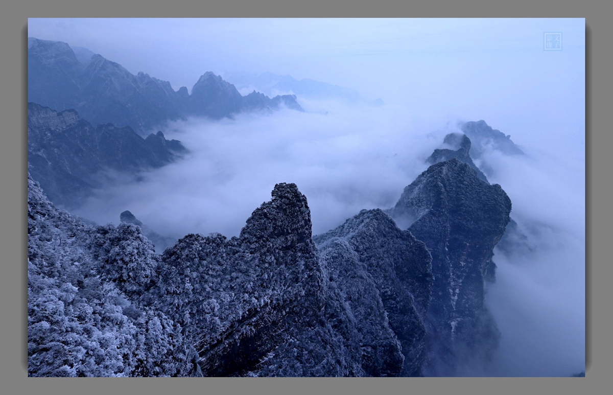 雪后放晴天门山3