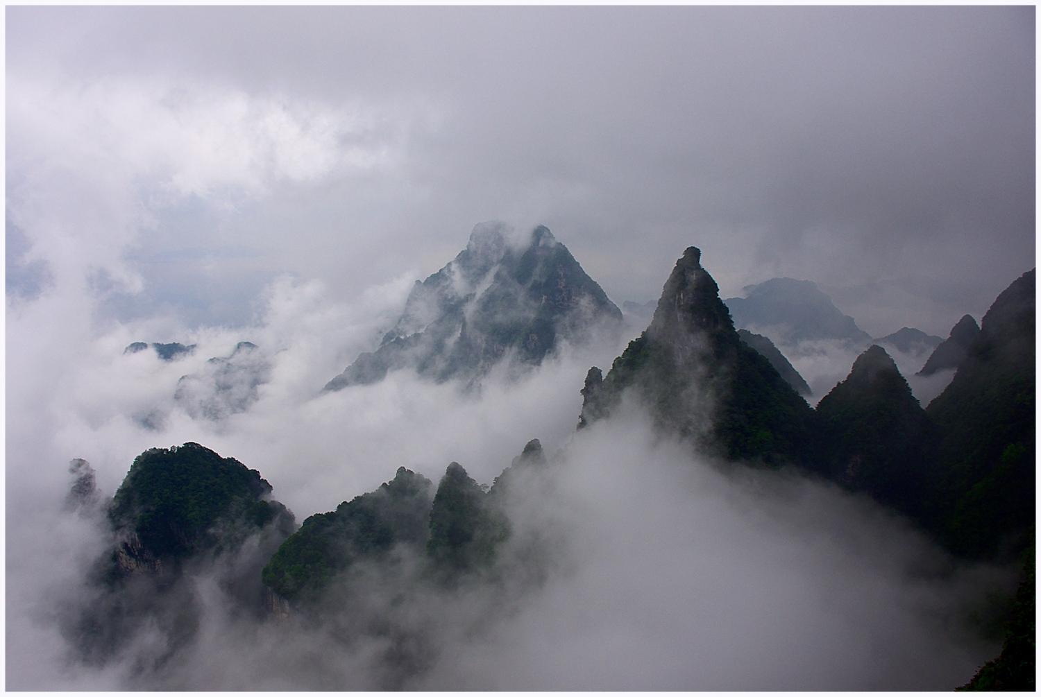 水墨天门山
