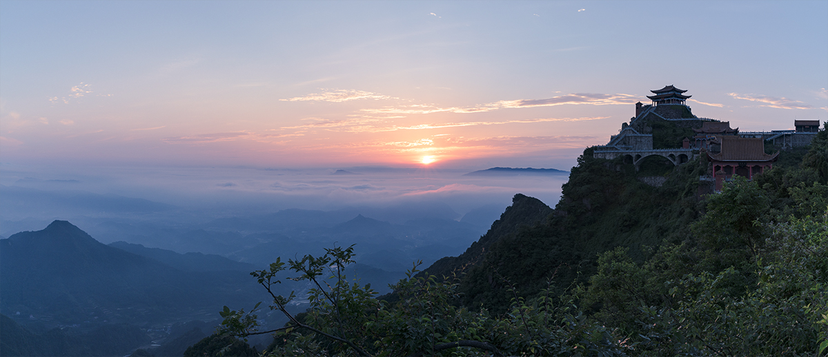 五雷山晚霞