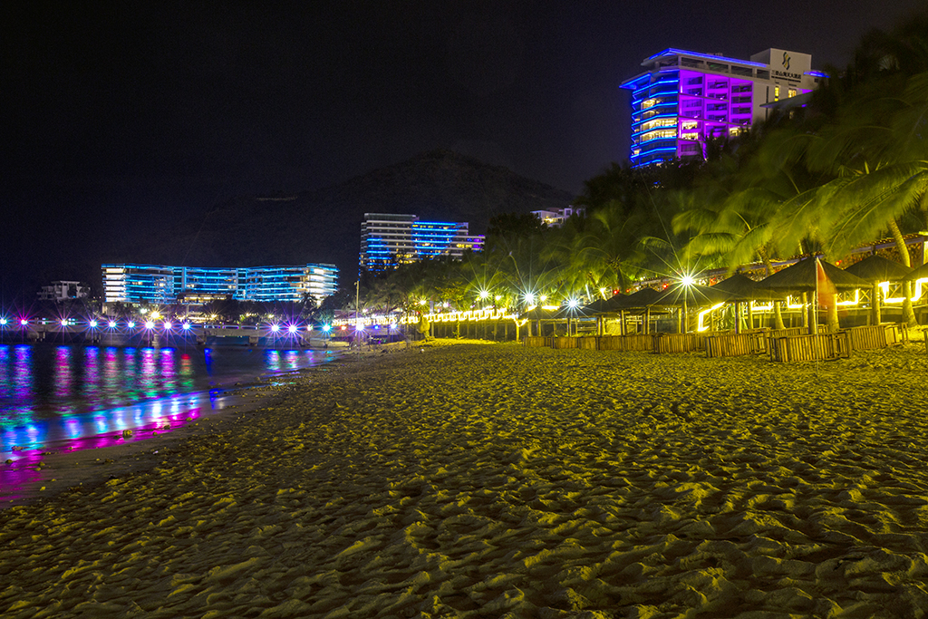 大东海夜色