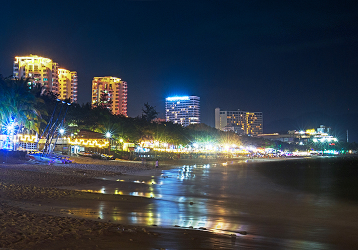 海滩夜色