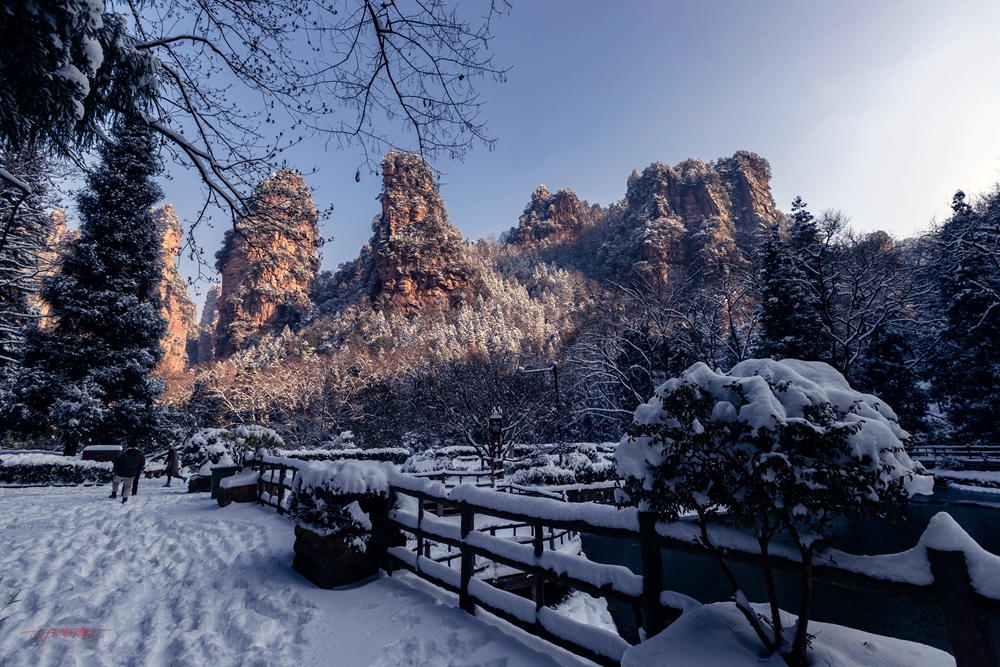 银装素裹张家界