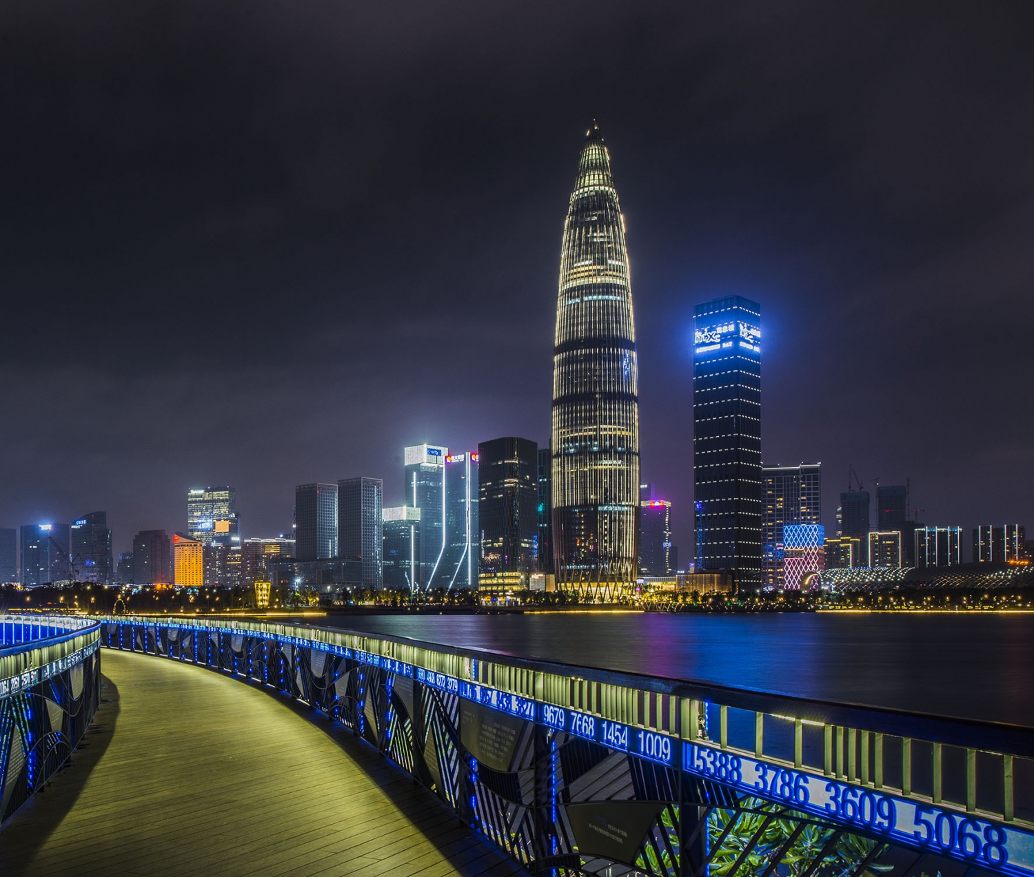 都市夜色