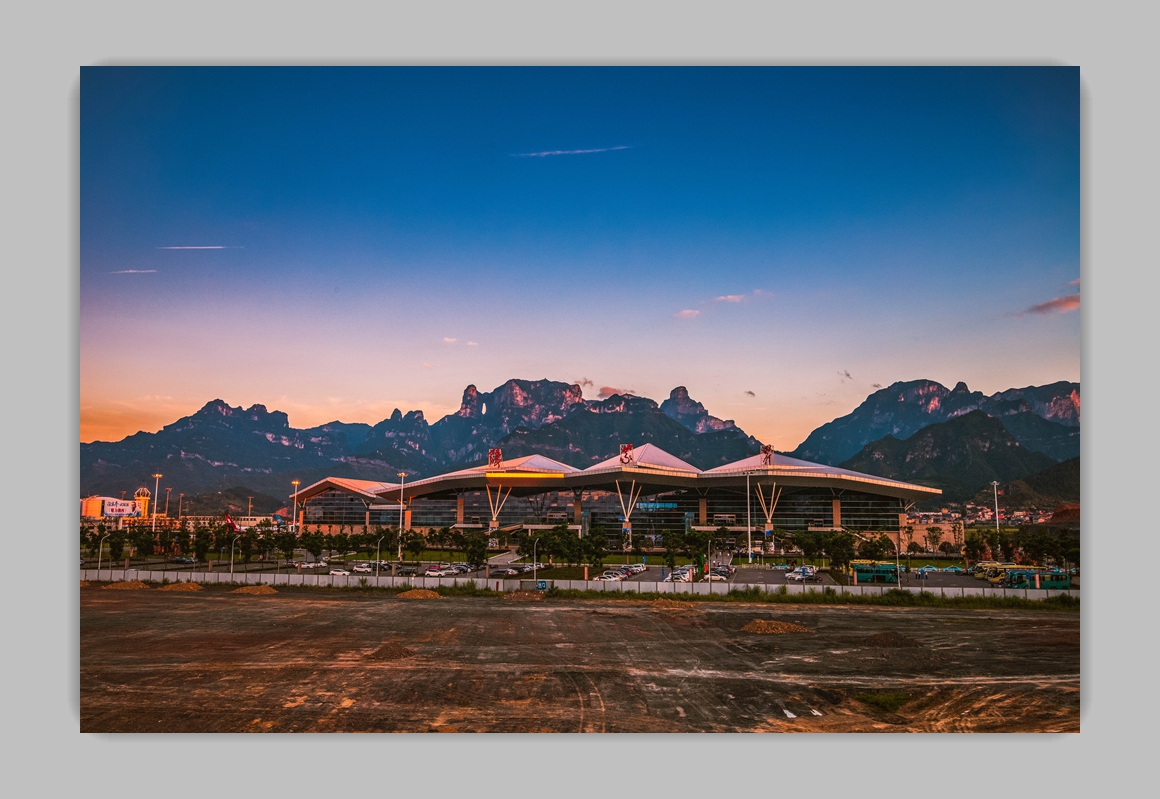 扩建中的新机场